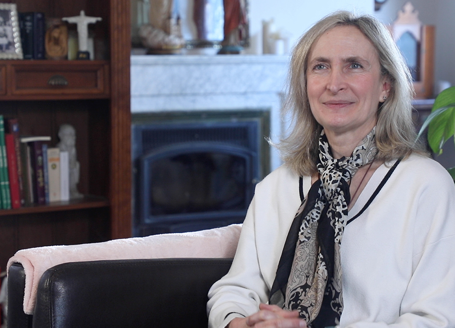 Dña. María José Arranz, abogada y Laica del Hogar de la Madre